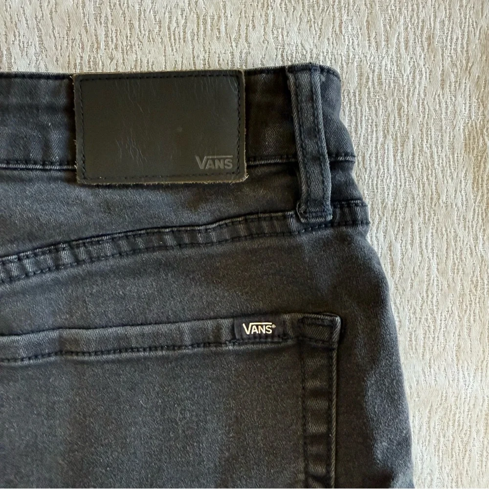 Vans Black Denim Shorts Womens Size‎ 5 Cuffed Skate Casual Jeans Summer